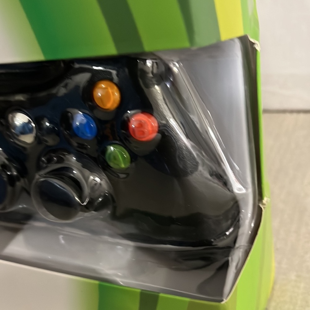 Controller with wired - Picture 6 of 10